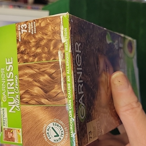 Garnier Nutrisse Ultra Crème - 73 Dark Golden Blonde New in Box - Picture 6 of 6